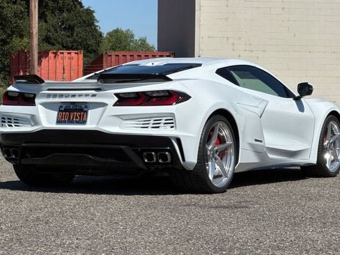 New 2025 Chevrolet Corvette E-Ray w/ ZER Performance Package image 4