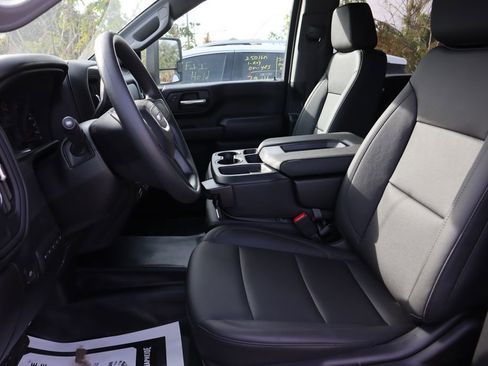 New 2025 GMC Sierra 3500 Pro w/ Convenience Package RWD image 15
