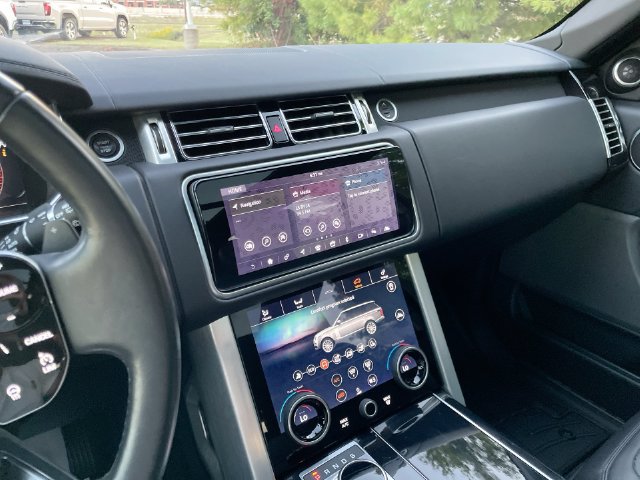 Used 2018 Land Rover Range Rover Supercharged AWD/4WD image 24