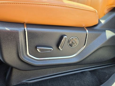 Certified 2024 Ford Expedition Max Platinum RWD image 20