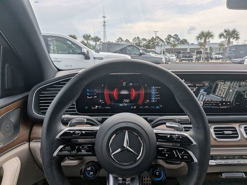 Used 2025 Mercedes-Benz GLE 53 AMG 4MATIC Coupe image 31