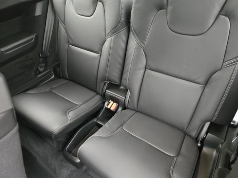 New 2026 Volvo XC90 B6 Ultra w/ Protection Package Premier image 35