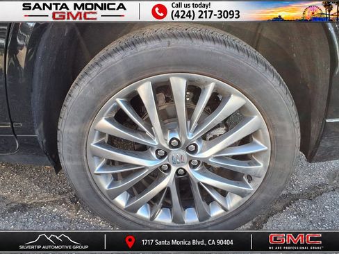 Certified 2025 Buick Enclave Avenir w/ Super Cruise Package AWD/4WD image 22