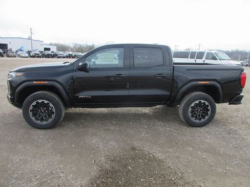 New 2026 GMC Canyon AT4 AWD/4WD image 8