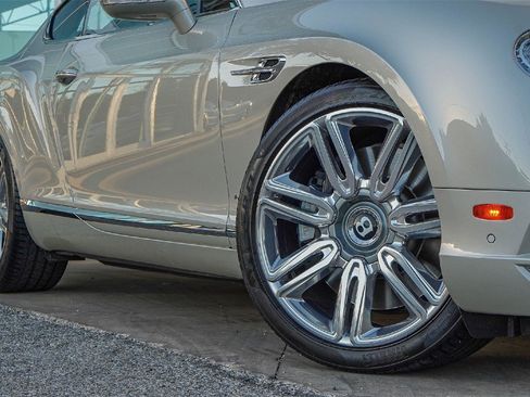 Certified 2016 Bentley Continental GT image 2