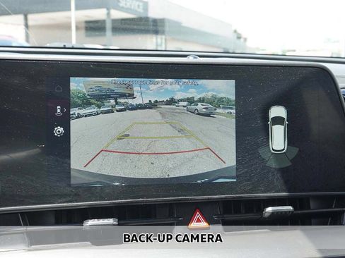 Used 2023 Kia Sportage EX FWD image 5