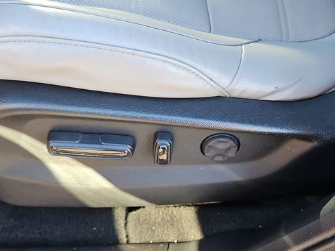 Used 2017 Honda CR-V EX-L image 14