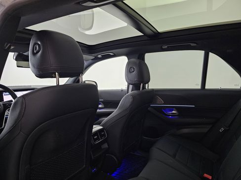 Certified 2025 Mercedes-Benz GLE 450e 4MATIC image 17