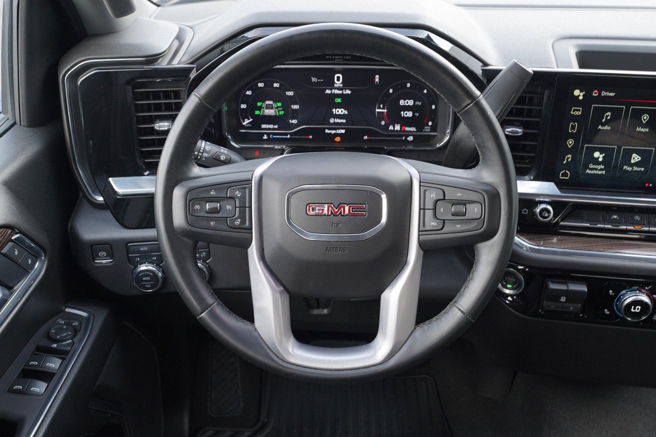 Certified 2025 GMC Sierra 1500 Elevation AWD/4WD image 10