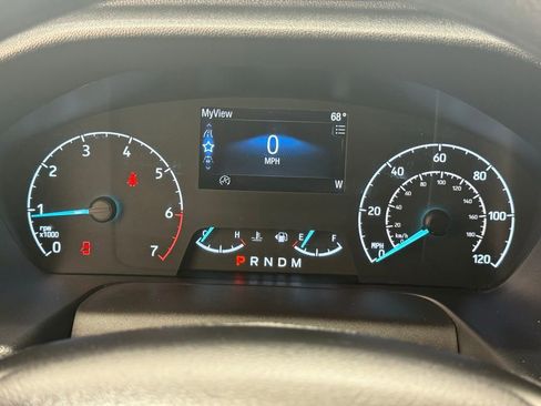 Used 2020 Ford Transit 350 XLT image 25