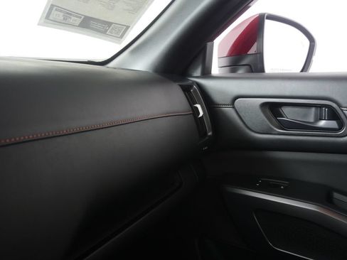 Used 2025 Nissan Pathfinder Rock Creek AWD/4WD image 29