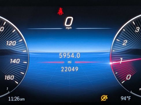 Used 2025 Mercedes-Benz GLA 250 image 16