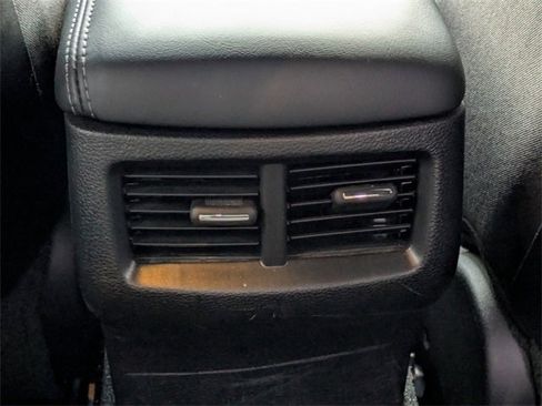 Used 2022 Dodge Challenger R/T Scat Pack image 13