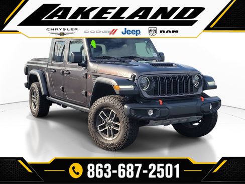 Used 2024 Jeep Gladiator Mojave AWD/4WD image 1