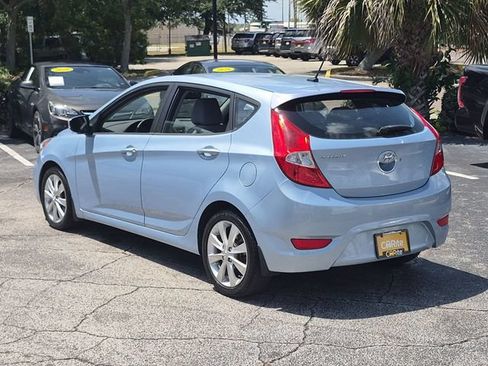 Used 2013 Hyundai Accent SE FWD image 7
