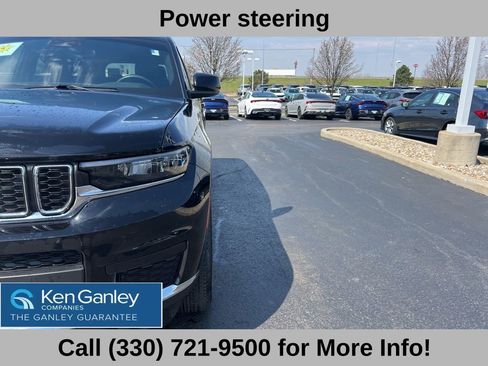 Used 2024 Jeep Grand Cherokee L Laredo AWD/4WD image 20