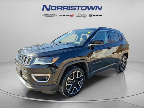 Certified 2021 Jeep Compass Limited w/ Elite Exterior Group image 3