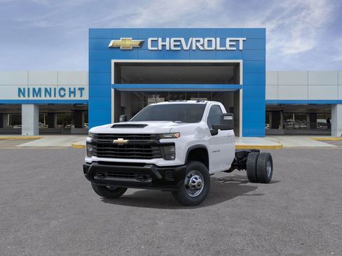 New 2025 Chevrolet Silverado 3500 W/T w/ WT Convenience Package image 8