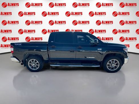 Used 2018 Toyota Tundra SR5 w/ SR5 Upgrade Package AWD/4WD image 4
