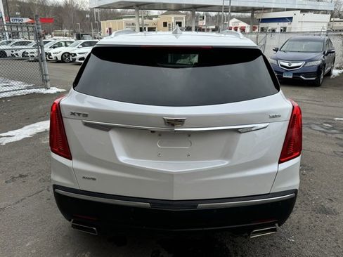Used 2018 Cadillac XT5 Base image 6