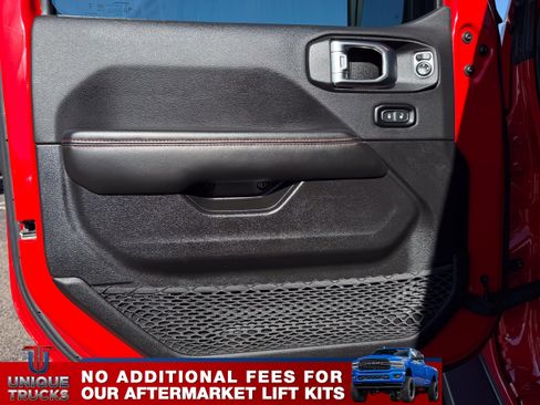 Used 2024 Jeep Wrangler Unlimited Rubicon 392 image 13