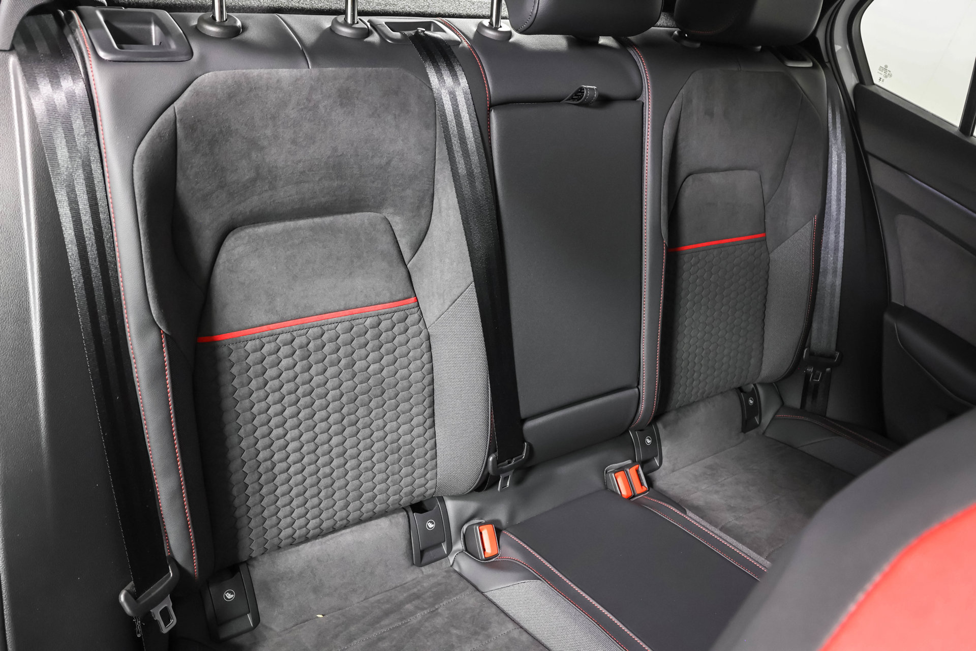 New 2026 Volkswagen GTI SE FWD image 29