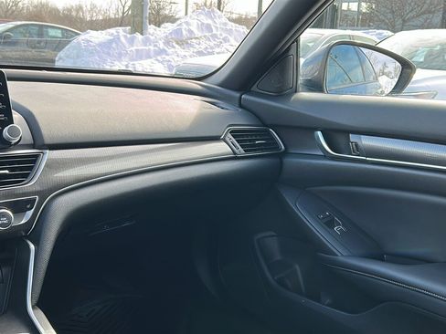 Used 2018 Honda Accord Sport image 24