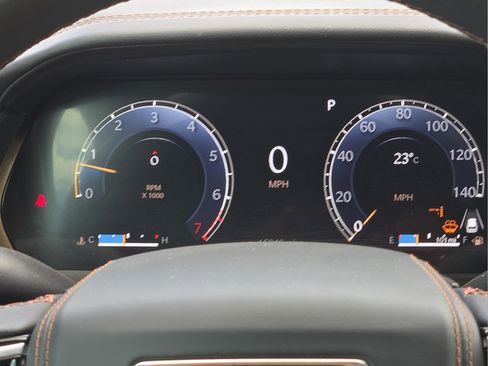 Used 2025 Jeep Grand Cherokee L Summit AWD/4WD image 9