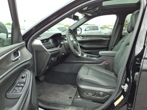 New 2026 Jeep Grand Cherokee Limited AWD/4WD image 7