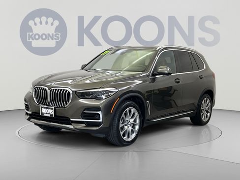 Used 2023 BMW X5 xDrive40i w/ Premium Package AWD/4WD image 4