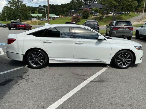 Used 2021 Honda Accord EX-L image 7