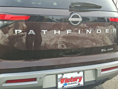 Used 2022 Nissan Pathfinder SL image 29