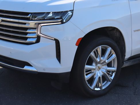 Used 2023 Chevrolet Tahoe High Country w/ Premium Package AWD/4WD image 6