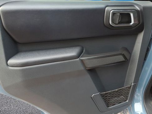 Used 2025 Ford Bronco Outer Banks AWD/4WD image 12