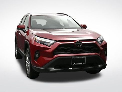 Used 2024 Toyota RAV4 XLE Premium image 8