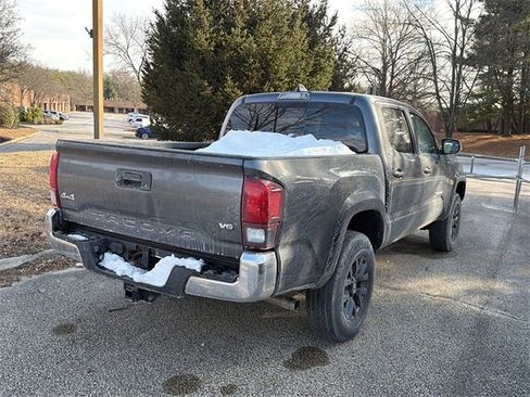 Certified 2023 Toyota Tacoma SR5 image 3
