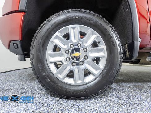 Used 2025 Chevrolet Silverado 2500 High Country w/ Technology Package AWD/4WD image 49
