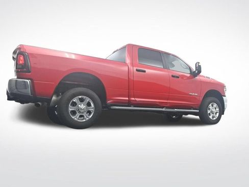 Used 2026 RAM 2500 Big Horn AWD/4WD image 32