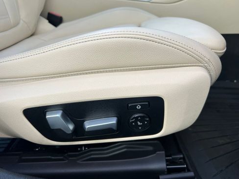 Used 2020 BMW 330i xDrive Sedan w/ Premium Package image 56