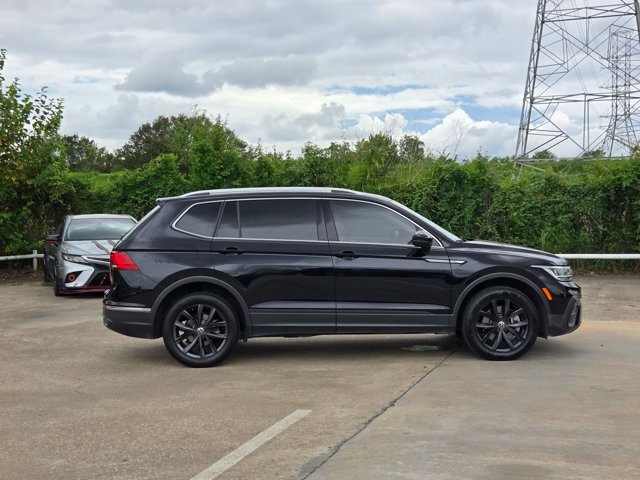 Used 2022 Volkswagen Tiguan SE FWD image 4