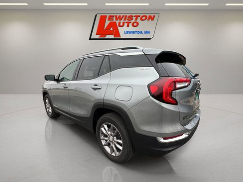 Certified 2024 GMC Terrain SLT w/ Infotainment Package II image 11