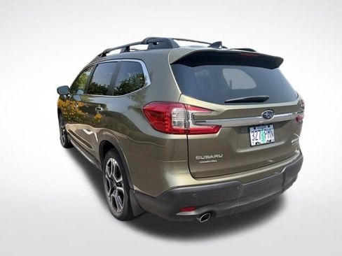 Used 2023 Subaru Ascent Touring AWD/4WD image 5