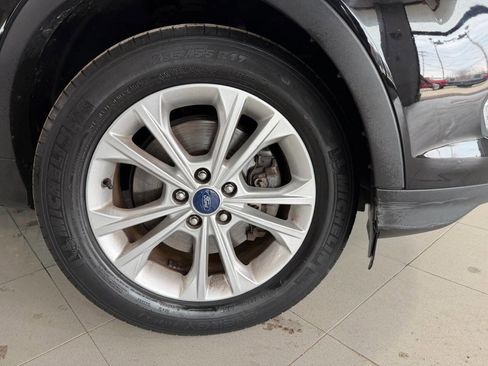 Used 2017 Ford Escape SE image 13