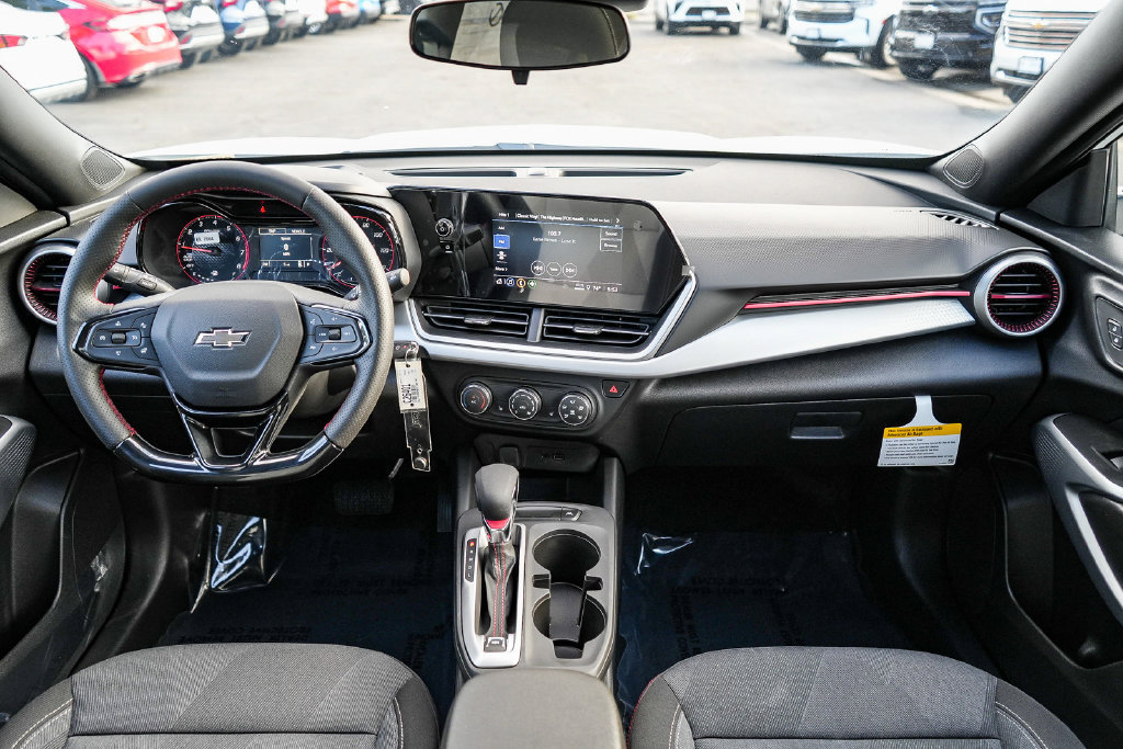 New 2026 Chevrolet Trax RS w/ Sunroof Package FWD image 12