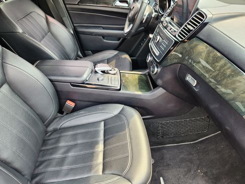 Used 2017 Mercedes-Benz GLS 450 4MATIC image 17