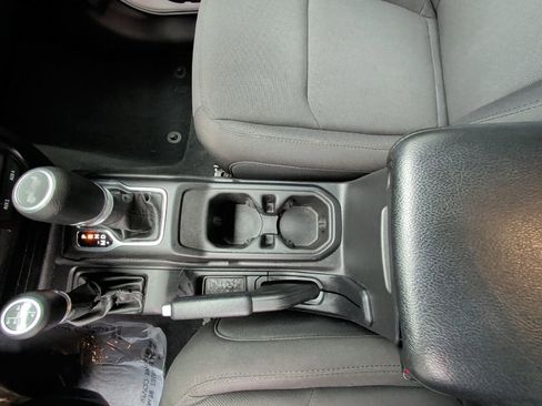 Certified 2023 Jeep Wrangler Sport image 25