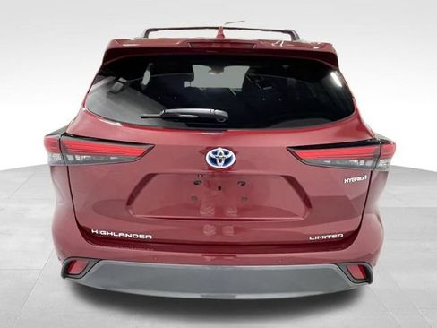 Used 2023 Toyota Highlander Limited image 9