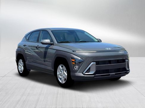 New 2026 Hyundai Kona SE image 11