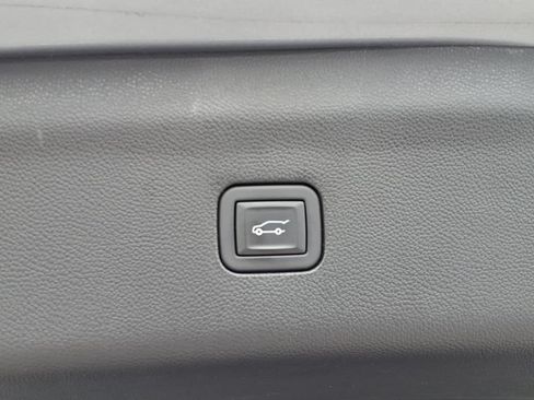 Certified 2024 Buick Enclave Essence FWD image 24