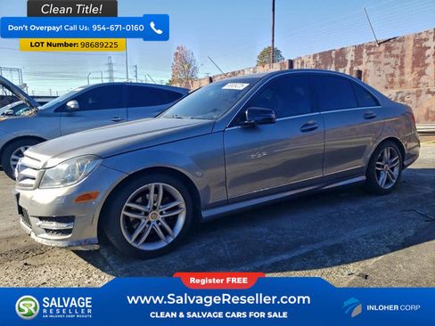 Used 2013 Mercedes-Benz C 250 Sedan image 1